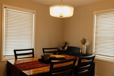 Tiny photo for 1125 Minnesota St, Hibbing, MN 55746 (MLS # 6124191)