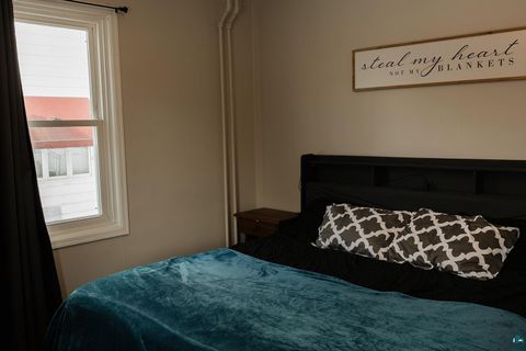 Tiny photo for 1125 Minnesota St, Hibbing, MN 55746 (MLS # 6124191)