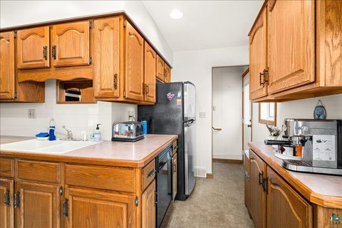 Tiny photo for 718 6th Ave, Two Harbors, MN 55616 (MLS # 6124781)