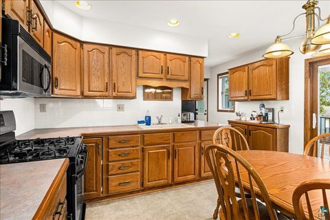 Tiny photo for 718 6th Ave, Two Harbors, MN 55616 (MLS # 6124781)