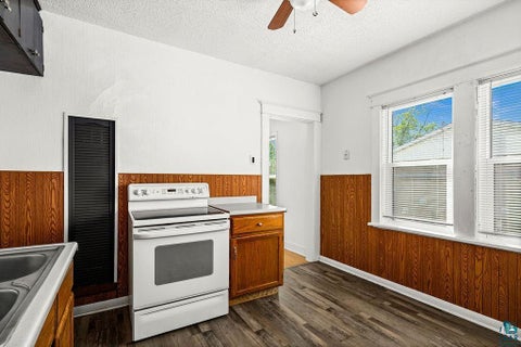 Tiny photo for 409 N 51st Ave W Ave, Duluth, MN 55807 (MLS # 6127759)