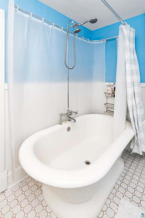 Tiny photo for 419 N 18th Ave E, Duluth, MN 55812 (MLS # 6126820)