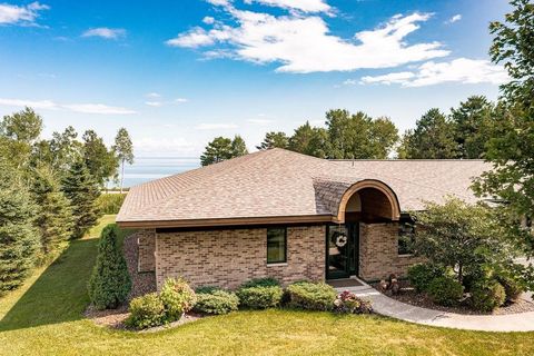 Tiny photo for 8353 Congdon Blvd #8353, Duluth, MN 55804 (MLS # 6123487)