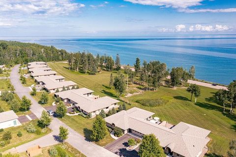 Tiny photo for 8353 Congdon Blvd #8353, Duluth, MN 55804 (MLS # 6123487)