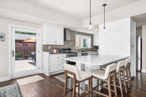 Tiny photo for 8353 Congdon Blvd #8353, Duluth, MN 55804 (MLS # 6123487)