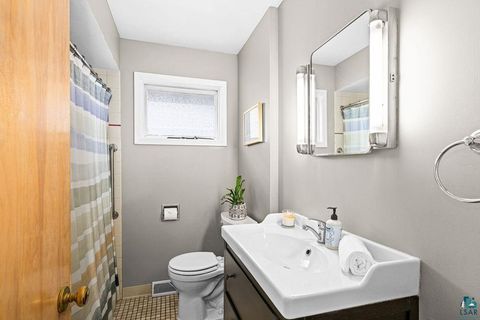 Tiny photo for 335 W Winona St, Duluth, MN 55803 (MLS # 6124859)