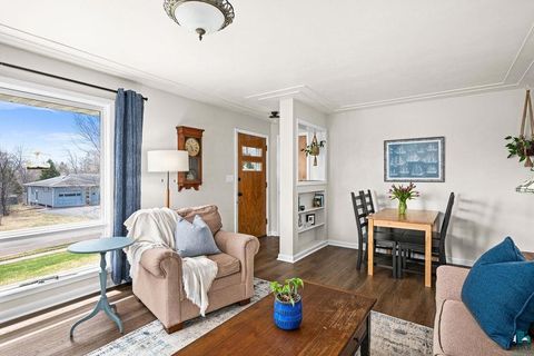 Tiny photo for 335 W Winona St, Duluth, MN 55803 (MLS # 6124859)