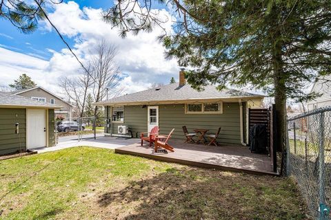Tiny photo for 335 W Winona St, Duluth, MN 55803 (MLS # 6124859)