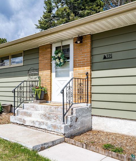 Tiny photo for 335 W Winona St, Duluth, MN 55803 (MLS # 6124859)