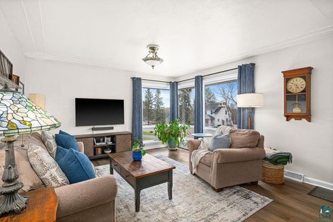 Tiny photo for 335 W Winona St, Duluth, MN 55803 (MLS # 6124859)