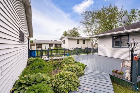 Tiny photo for 421 15th Ave, Two Harbors, MN 55616 (MLS # 6126436)