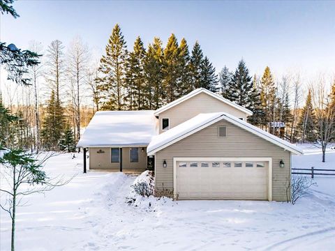 Photo of 1187 W Lawrence Rd, Cloquet, MN 55720 (MLS # 6123694)