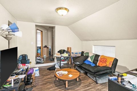 Tiny photo for 628 W 3rd St, Duluth, MN 55806 (MLS # 6123805)