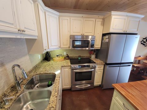 Tiny photo for 526 W 5th St, Grand Marais, MN 55604 (MLS # 6123728)