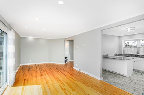 Tiny photo for 504 Madison Ave, Duluth, MN 55811 (MLS # 6125450)