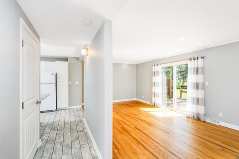 Tiny photo for 504 Madison Ave, Duluth, MN 55811 (MLS # 6125450)