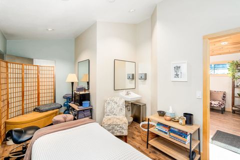 Tiny photo for 610 4th St, Two Harbors, MN 55616 (MLS # 6123450)