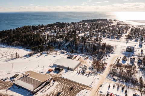 Tiny photo for 610 4th St, Two Harbors, MN 55616 (MLS # 6123450)