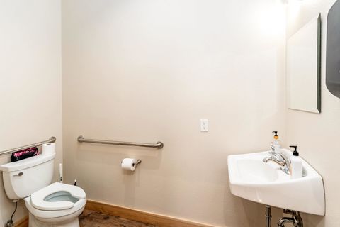 Tiny photo for 610 4th St, Two Harbors, MN 55616 (MLS # 6123450)