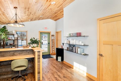 Tiny photo for 610 4th St, Two Harbors, MN 55616 (MLS # 6123450)