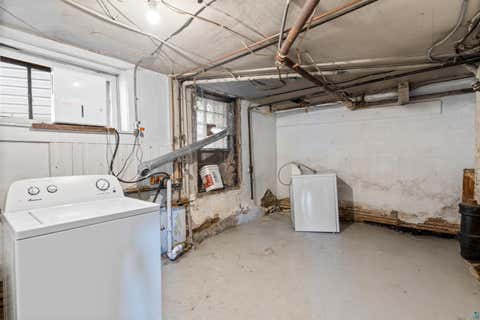 Tiny photo for 1931 E Superior St, Duluth, MN 55812 (MLS # 6127410)