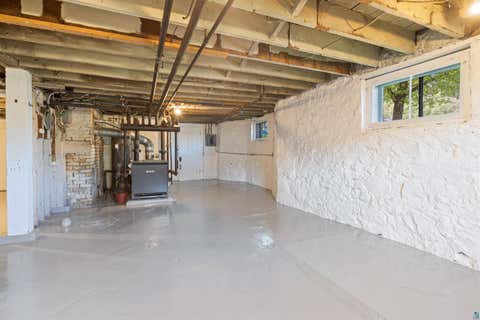Tiny photo for 1931 E Superior St, Duluth, MN 55812 (MLS # 6127410)