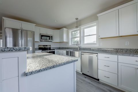 Tiny photo for 411 4th Ave, Two Harbors, MN 55616 (MLS # 6122489)