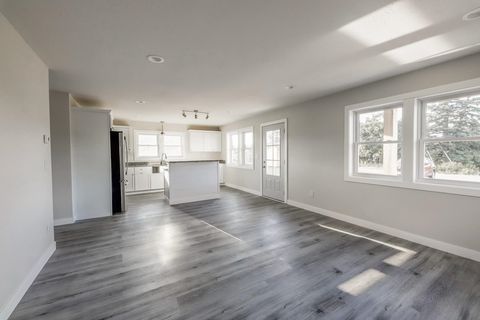 Tiny photo for 411 4th Ave, Two Harbors, MN 55616 (MLS # 6122489)