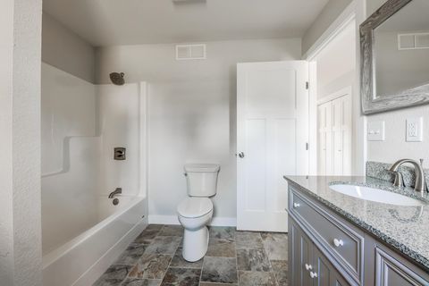 Tiny photo for 411 4th Ave, Two Harbors, MN 55616 (MLS # 6122489)