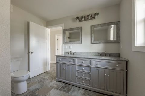 Tiny photo for 411 4th Ave, Two Harbors, MN 55616 (MLS # 6122489)