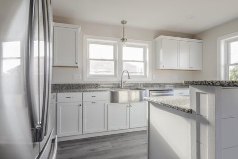 Tiny photo for 411 4th Ave, Two Harbors, MN 55616 (MLS # 6122489)