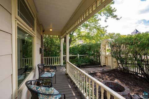 Tiny photo for 410 E 7th St, Duluth, MN 55805 (MLS # 6127116)