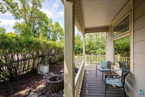 Tiny photo for 410 E 7th St, Duluth, MN 55805 (MLS # 6127116)