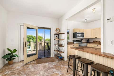 Tiny photo for 410 E 7th St, Duluth, MN 55805 (MLS # 6127116)