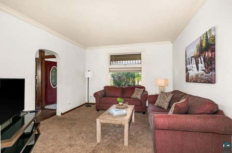 Tiny photo for 410 E 7th St, Duluth, MN 55805 (MLS # 6127116)