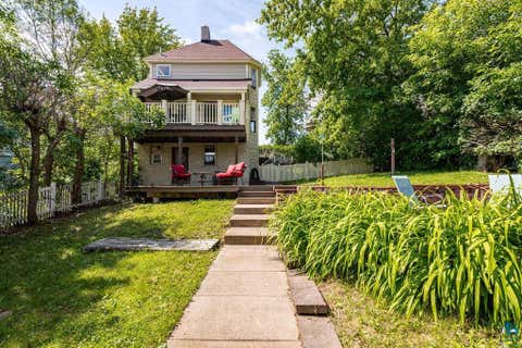 Tiny photo for 410 E 7th St, Duluth, MN 55805 (MLS # 6127116)