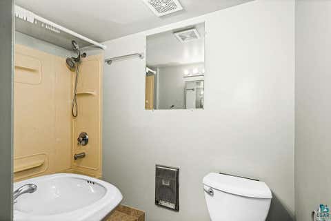 Tiny photo for 410 E 7th St, Duluth, MN 55805 (MLS # 6127116)
