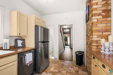 Tiny photo for 410 E 7th St, Duluth, MN 55805 (MLS # 6127116)