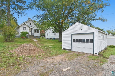Tiny photo for 506 Sparkman Ave, Duluth, MN 55803 (MLS # 6128087)