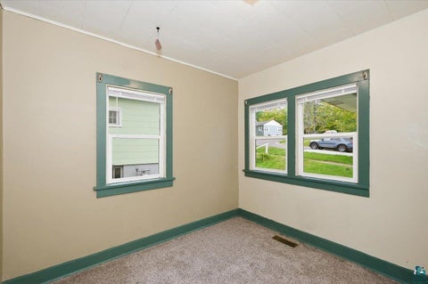 Tiny photo for 506 Sparkman Ave, Duluth, MN 55803 (MLS # 6128087)