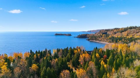 Tiny photo for 2472 Cliff View Cr, Two Harbors, MN 55616 (MLS # 6123564)