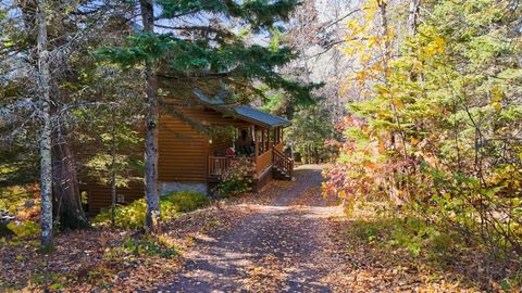 Tiny photo for 2472 Cliff View Cr, Two Harbors, MN 55616 (MLS # 6123564)