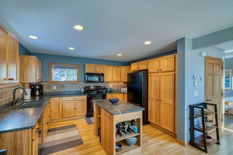 Tiny photo for 2472 Cliff View Cr, Two Harbors, MN 55616 (MLS # 6123564)