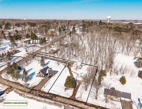 Tiny photo for 29 W Ideal St, Duluth, MN 55811 (MLS # 6123857)