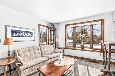 Tiny photo for 29 W Ideal St, Duluth, MN 55811 (MLS # 6123857)