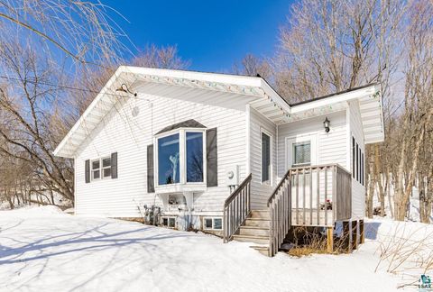 Tiny photo for 29 W Ideal St, Duluth, MN 55811 (MLS # 6123857)