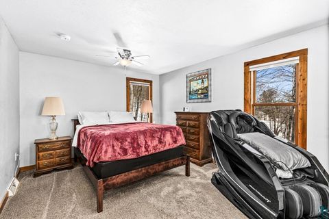 Tiny photo for 29 W Ideal St, Duluth, MN 55811 (MLS # 6123857)