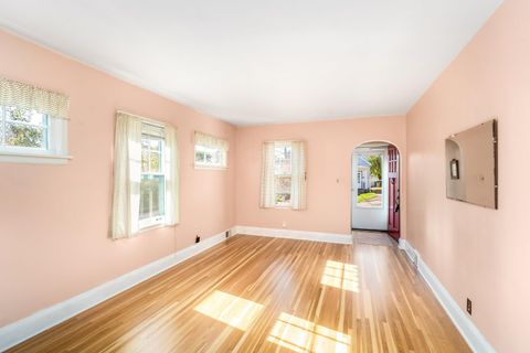 Tiny photo for 1210 N 8th Ave E Ave, Duluth, MN 55805 (MLS # 6122568)