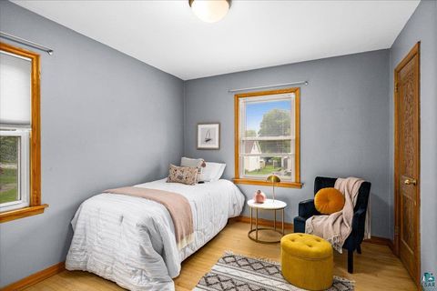 Tiny photo for 177 W Austin St, Duluth, MN 55803 (MLS # 6126233)