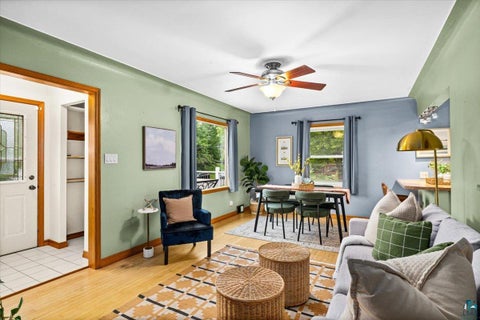 Tiny photo for 177 W Austin St, Duluth, MN 55803 (MLS # 6126233)